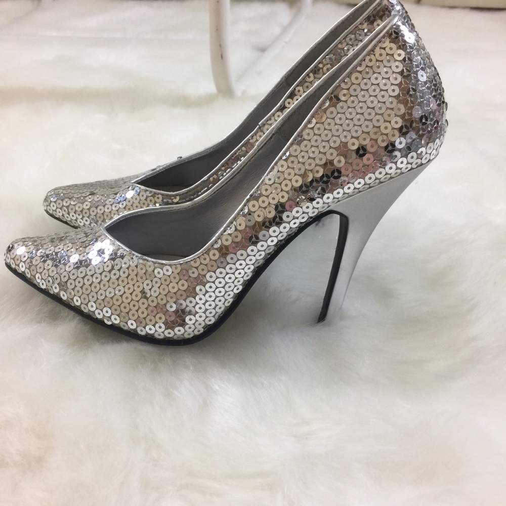NWOT SEXY PLEASER SEDUCE 420 SILVER SEQUIN HEELS - Picture 4 of 6